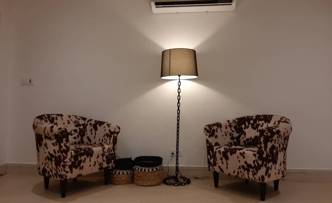 House For Sale at – Airport